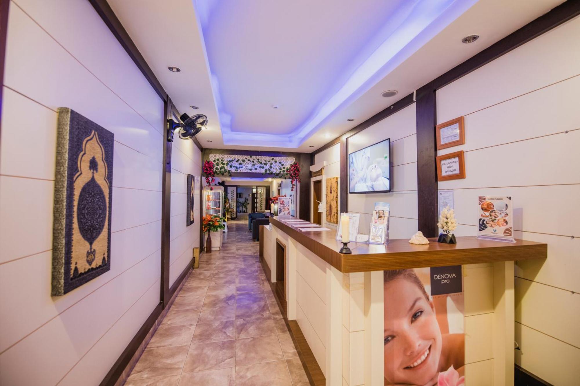 Viking Garden Hotel 케메르 외부 사진